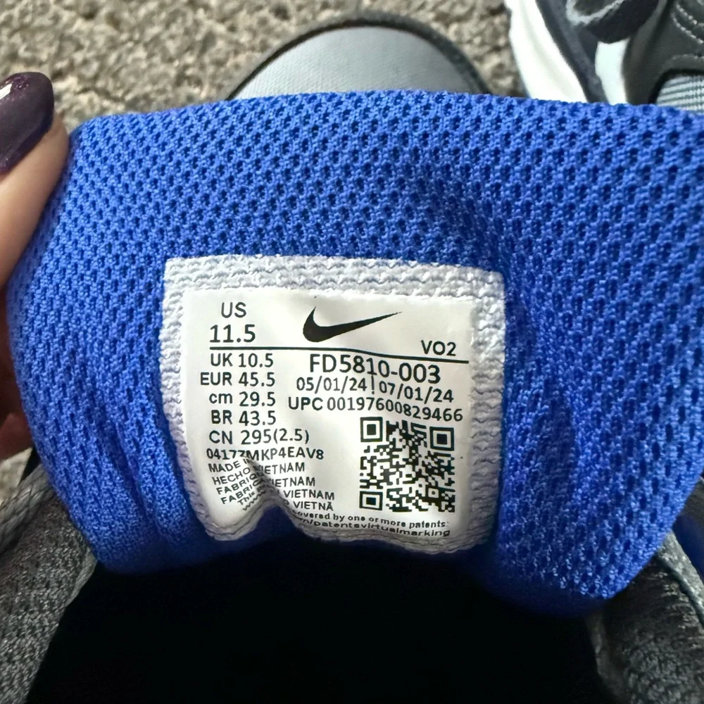 NIKE Blue and Gray Air Max GTX Sneakers | Size 11.5 - Picture 4 of 6
